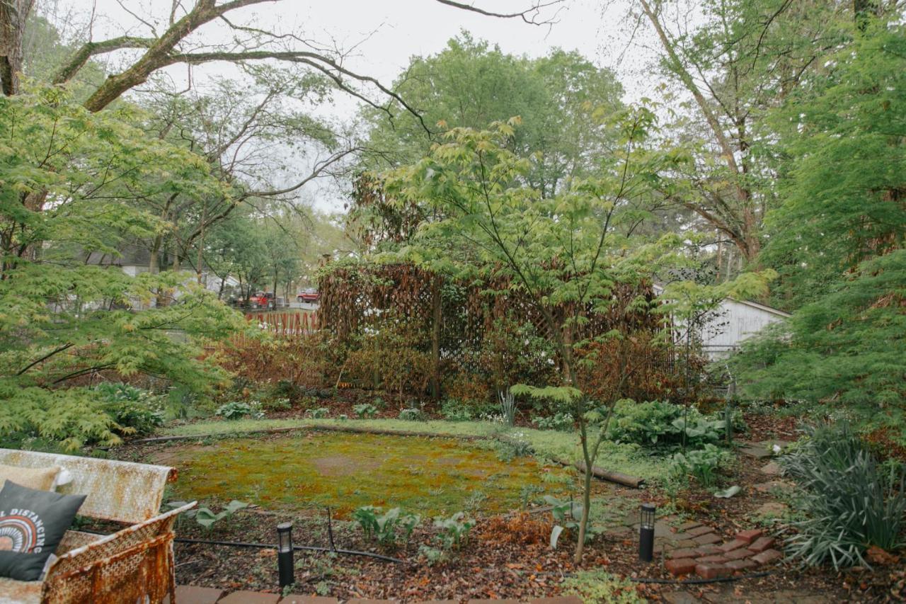 The Woodlawn Tudor Hot Springs Eksteriør billede